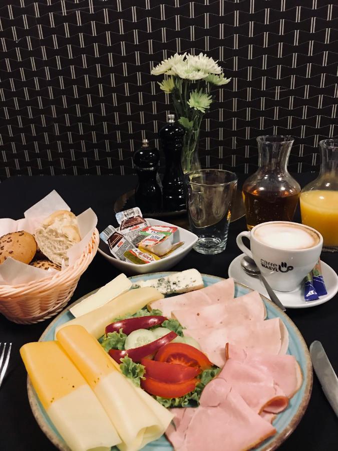 Restauracja Park Szwajcaria Hotel Gliwice Bagian luar foto