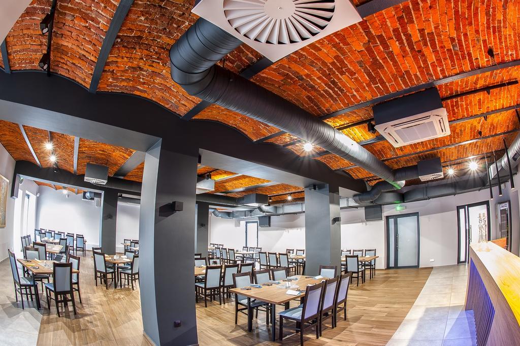 Restauracja Park Szwajcaria Hotel Gliwice Bagian luar foto